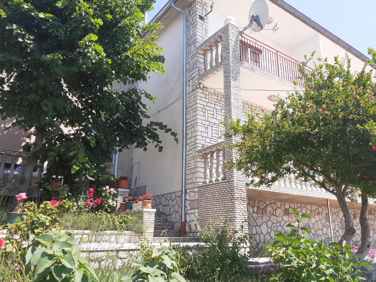 Dada Apartment Senj  Bagian luar foto