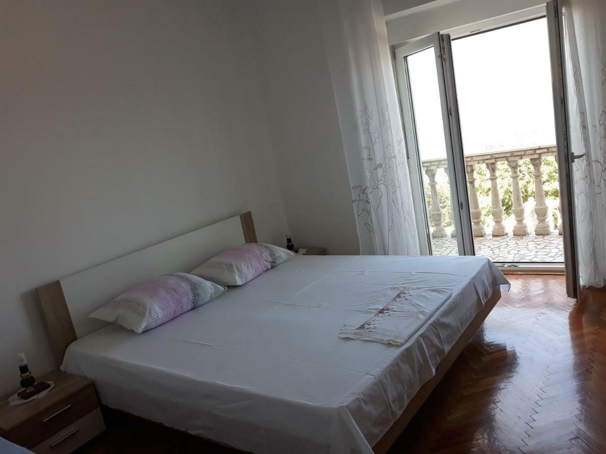 Dada Apartment Senj  Bagian luar foto